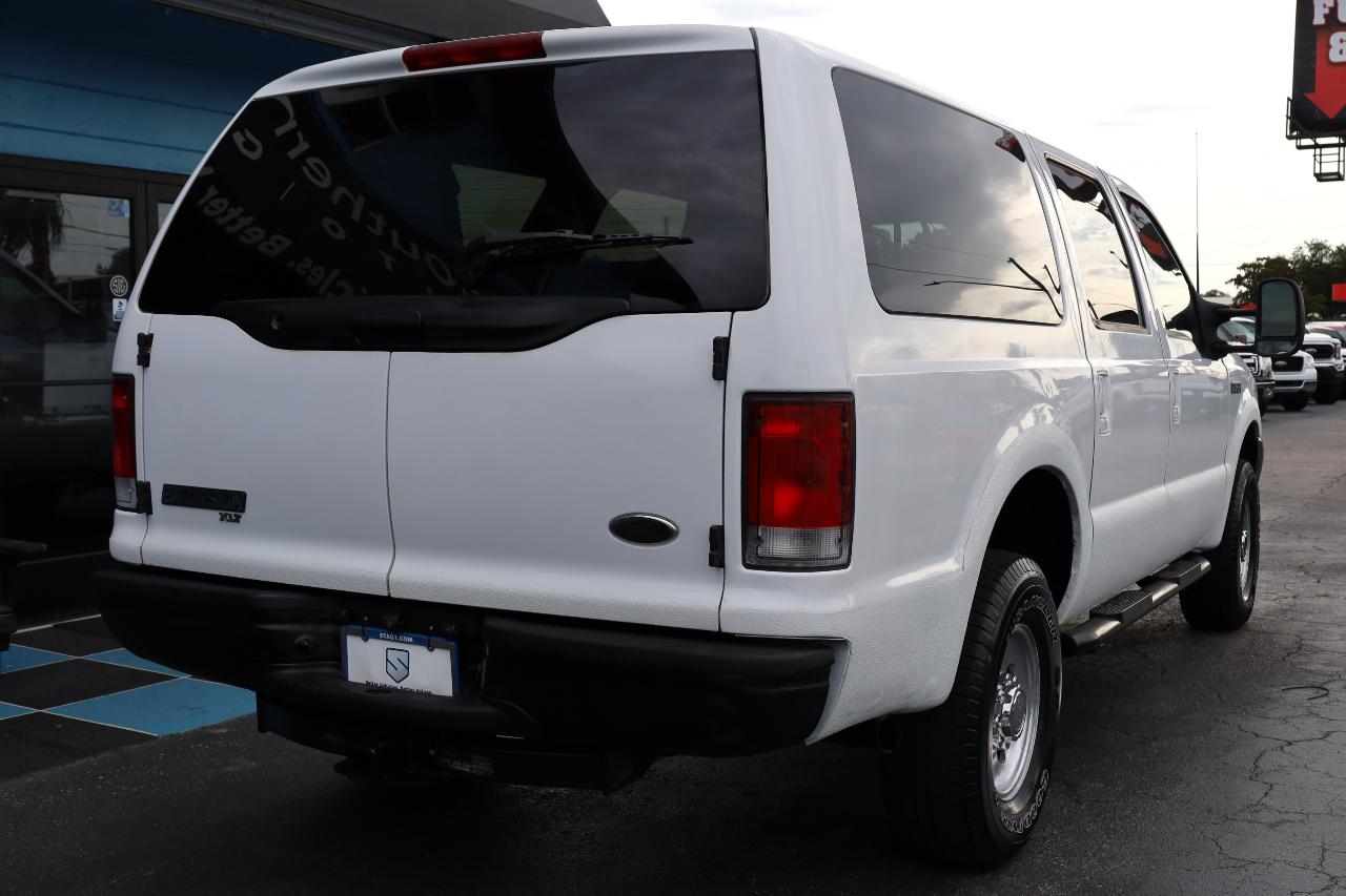 Ford Excursion 137" WB XLT 4WD 2000