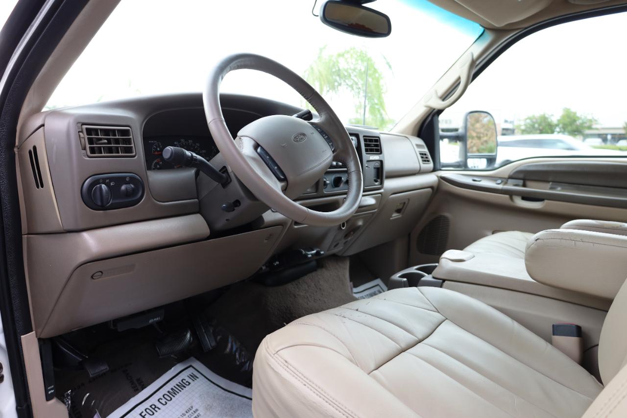 Ford Excursion 137" WB XLT 4WD 2000