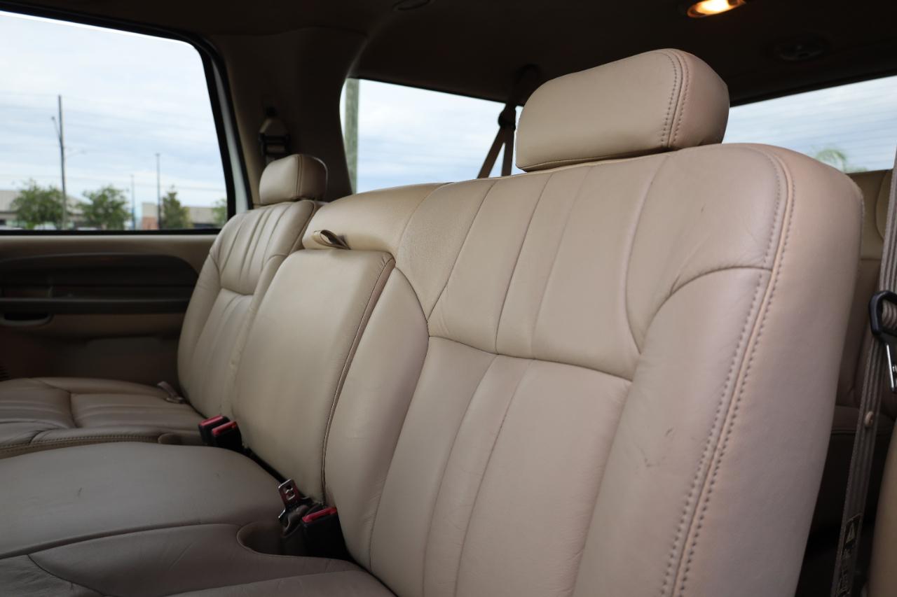 Ford Excursion 137" WB XLT 4WD 2000