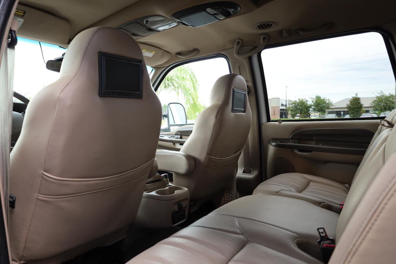 Ford Excursion 137" WB XLT 4WD 2000