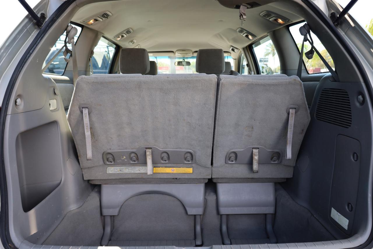 Toyota Sienna 5dr CE FWD 7-Passenger (Natl) 2004