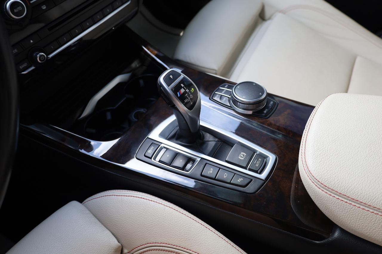 BMW X4 M40i Sports Activity Coupe 2017