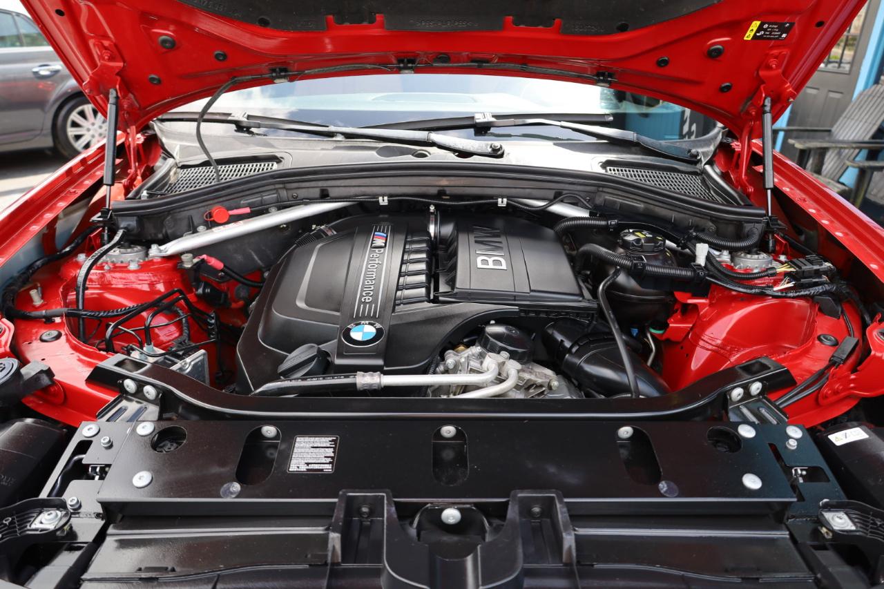 BMW X4 M40i Sports Activity Coupe 2017