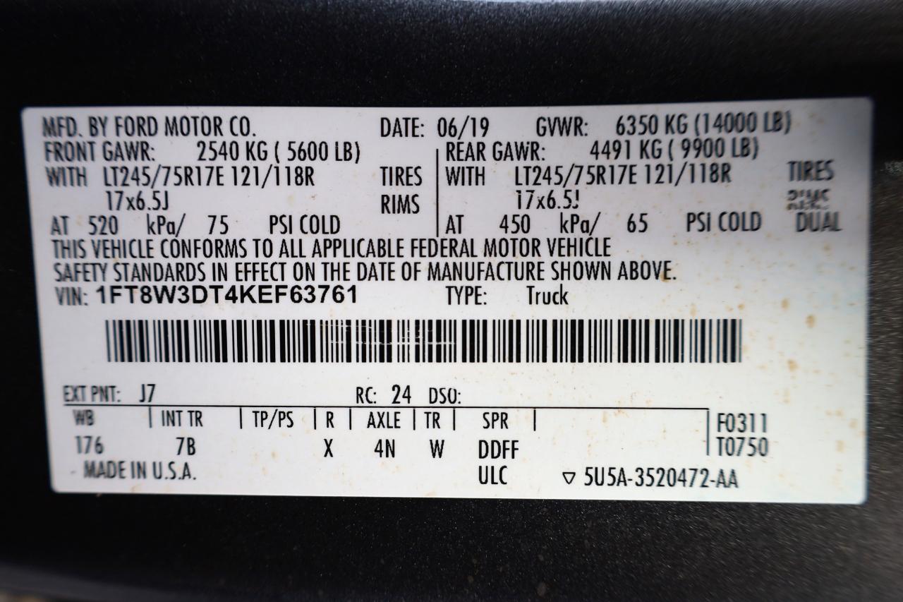 Ford Super Duty F-350 DRW Platinum 4WD Crew Cab 8' Box 2019