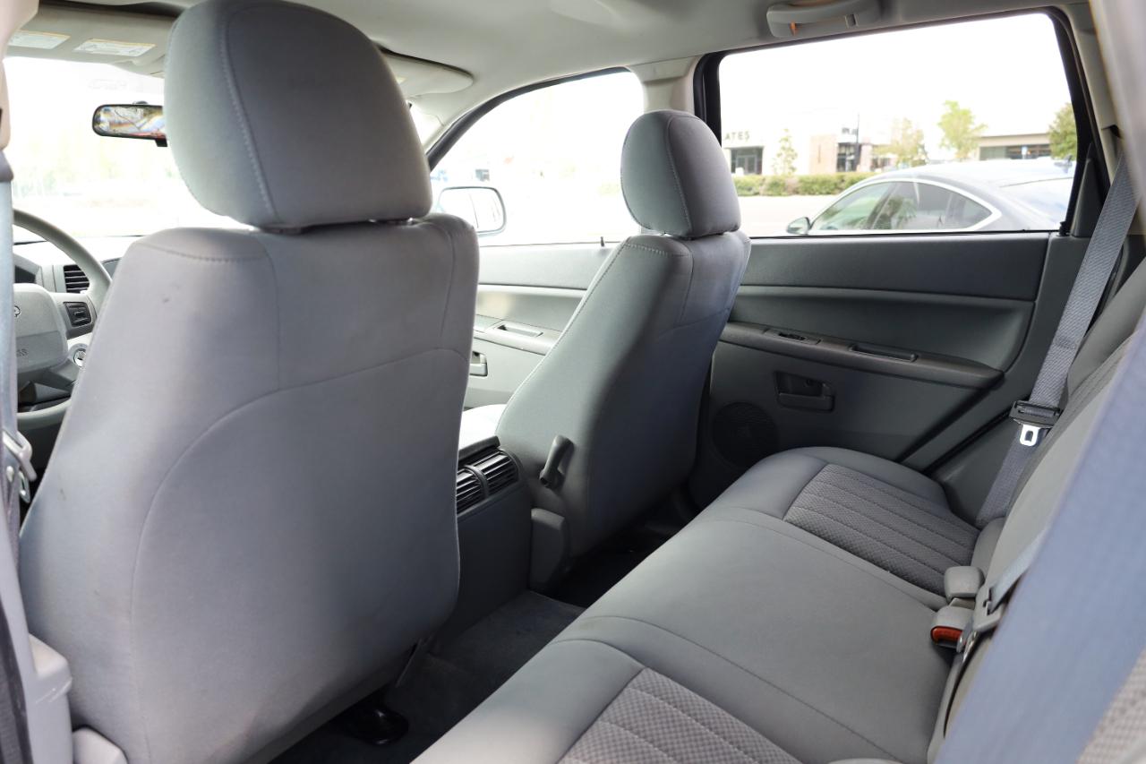Jeep Grand Cherokee 4dr Laredo 2006