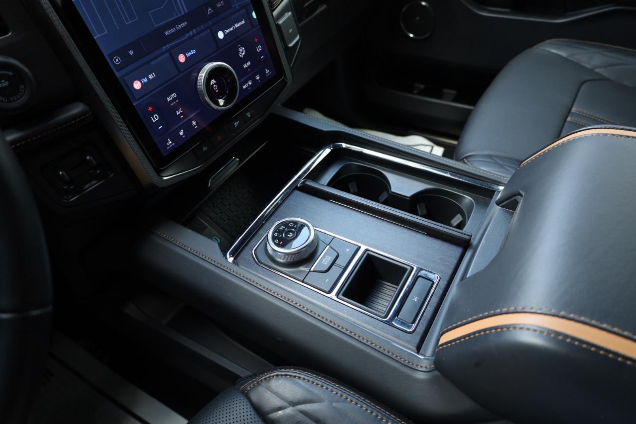 Ford Expedition Max Platinum 4x2 2024