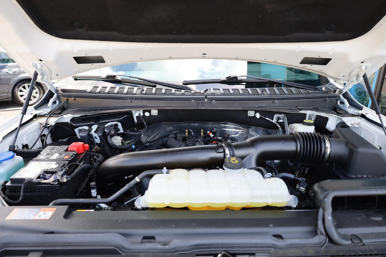 Ford Expedition Max Platinum 4x2 2024