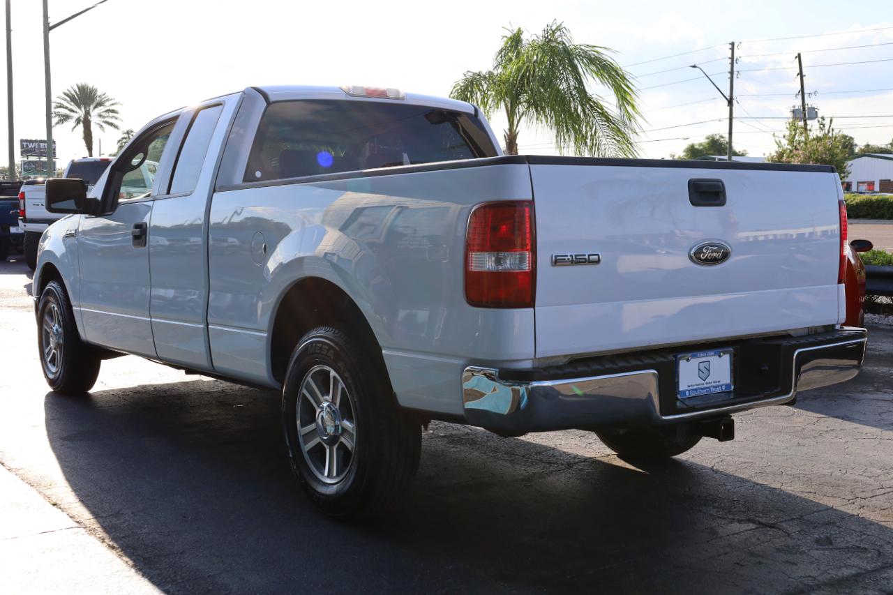 Ford F-150 Supercab 145" XLT 2005
