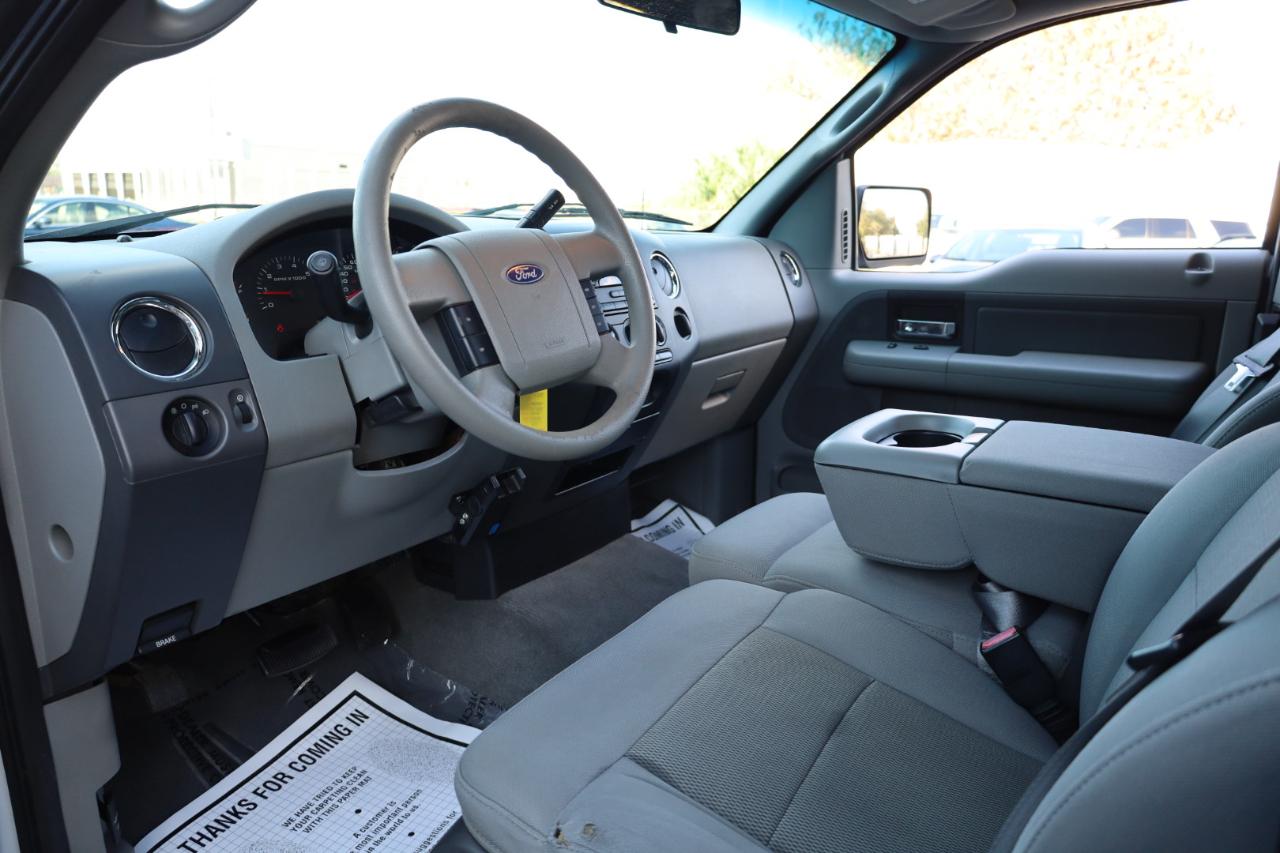 Ford F-150 Supercab 145" XLT 2005