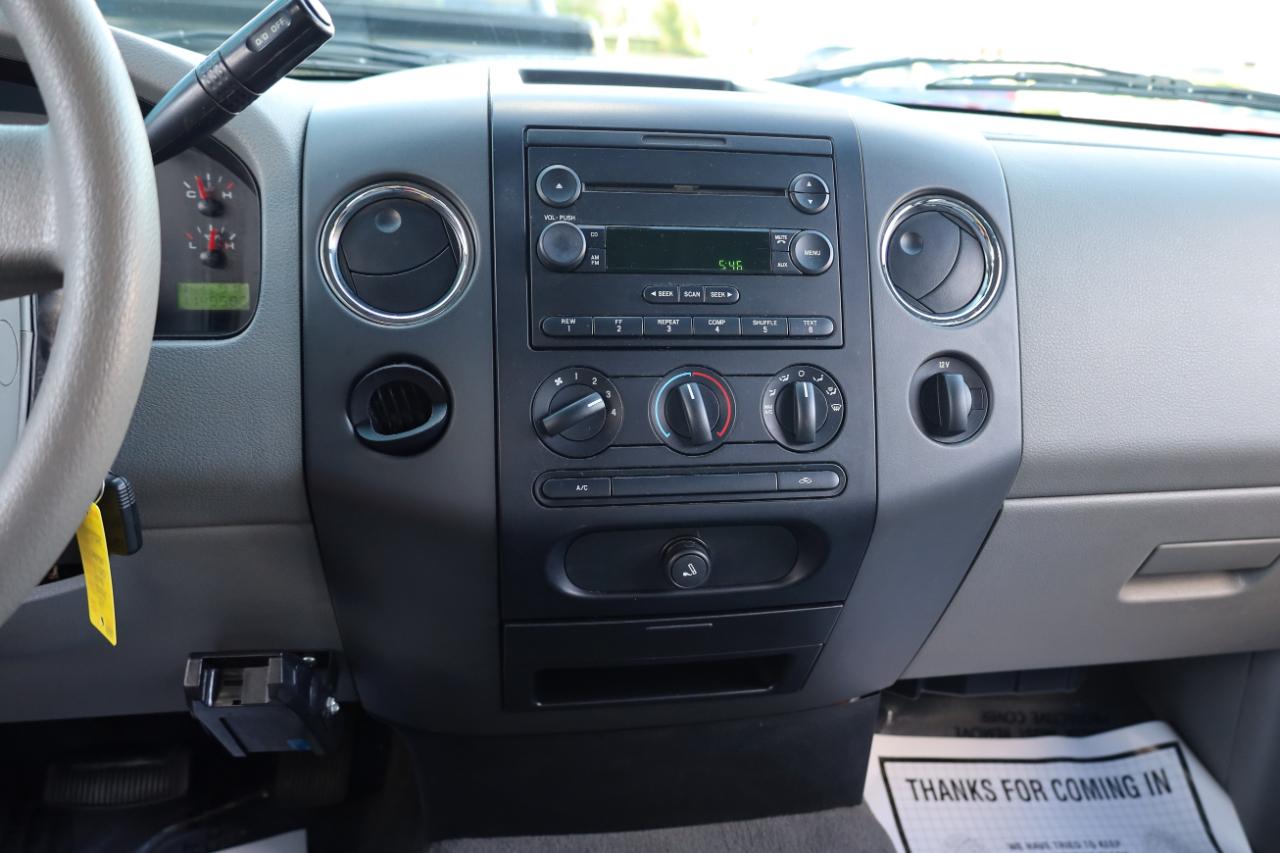 Ford F-150 Supercab 145" XLT 2005