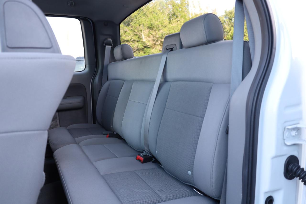 Ford F-150 Supercab 145" XLT 2005