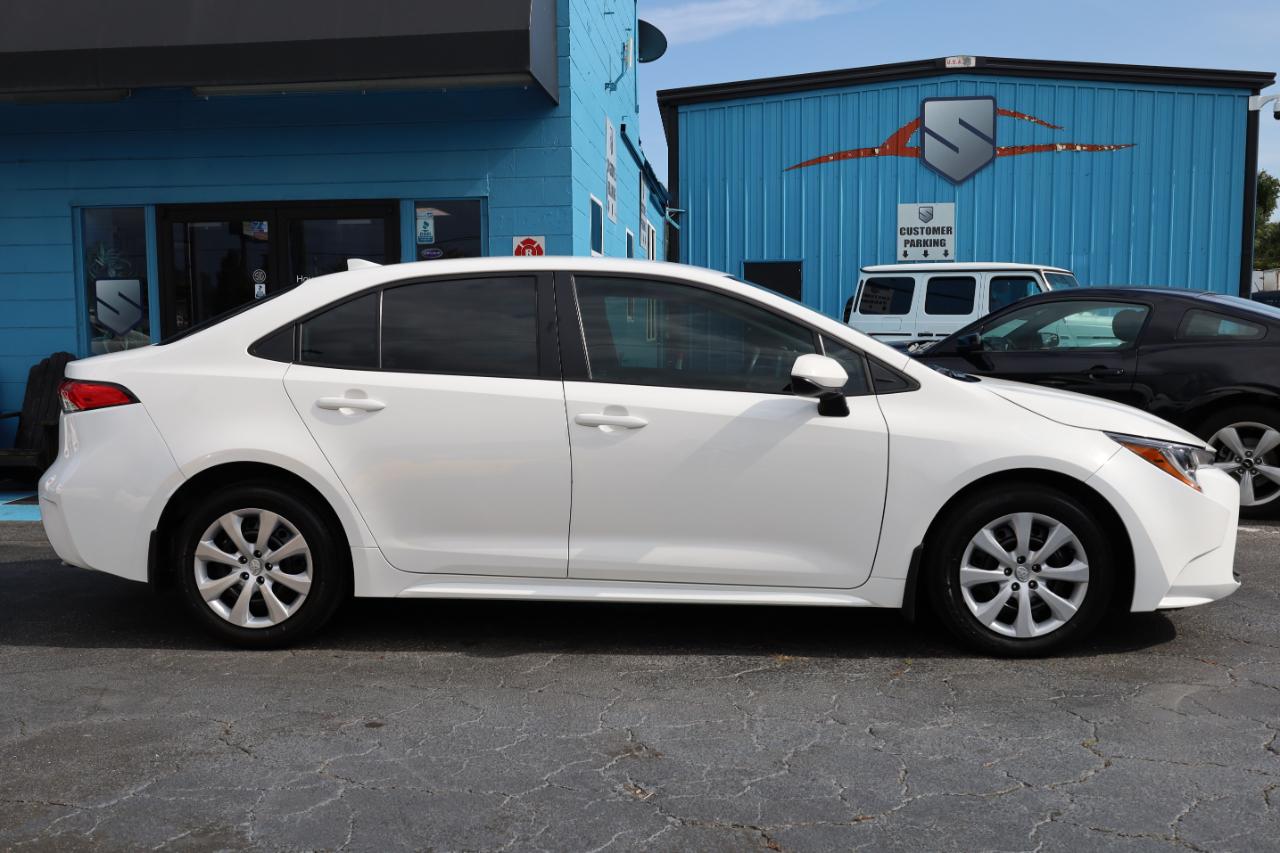 Toyota Corolla LE CVT (Natl) 2024