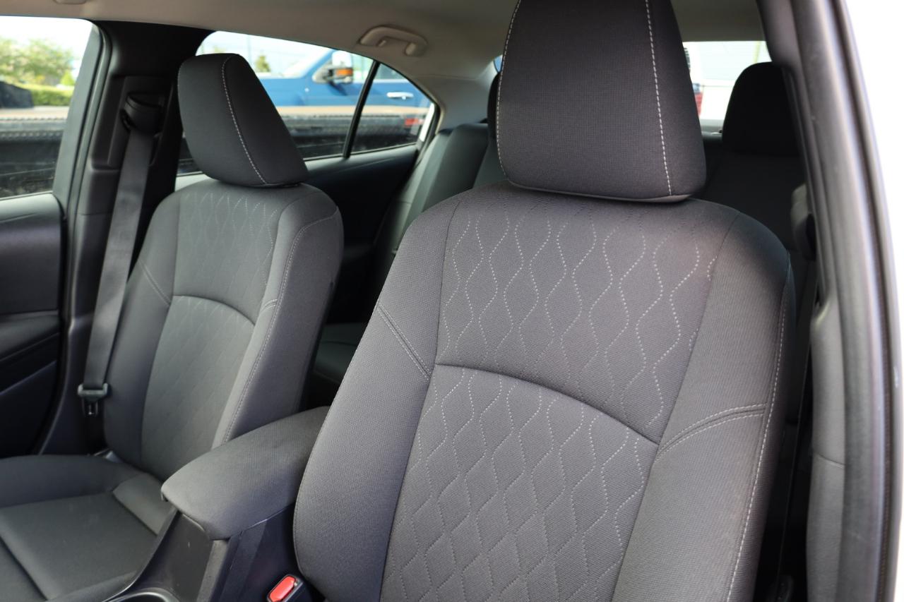 Toyota Corolla LE CVT (Natl) 2024