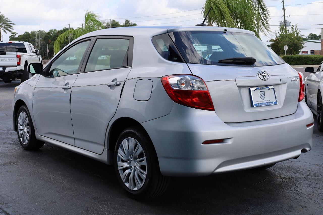 Toyota Matrix 5dr Wgn Auto FWD (Natl) 2011