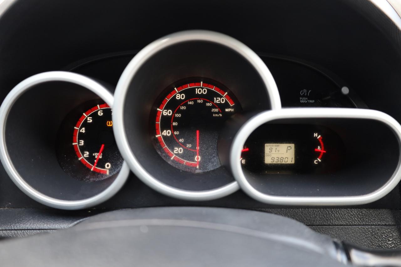 Toyota Matrix 5dr Wgn Auto FWD (Natl) 2011