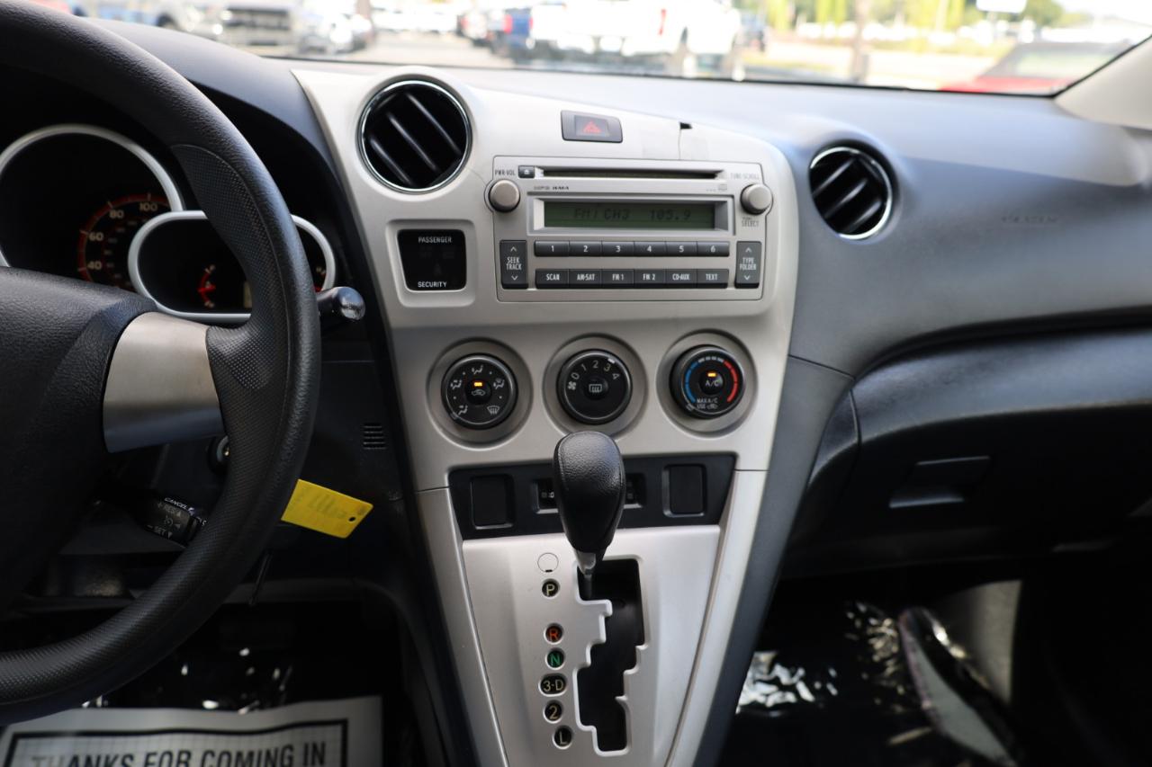 Toyota Matrix 5dr Wgn Auto FWD (Natl) 2011