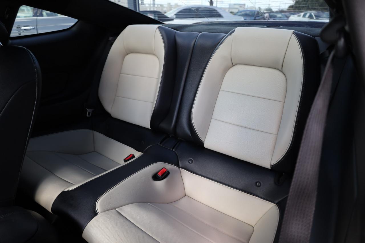 Ford Mustang GT Fastback 2017