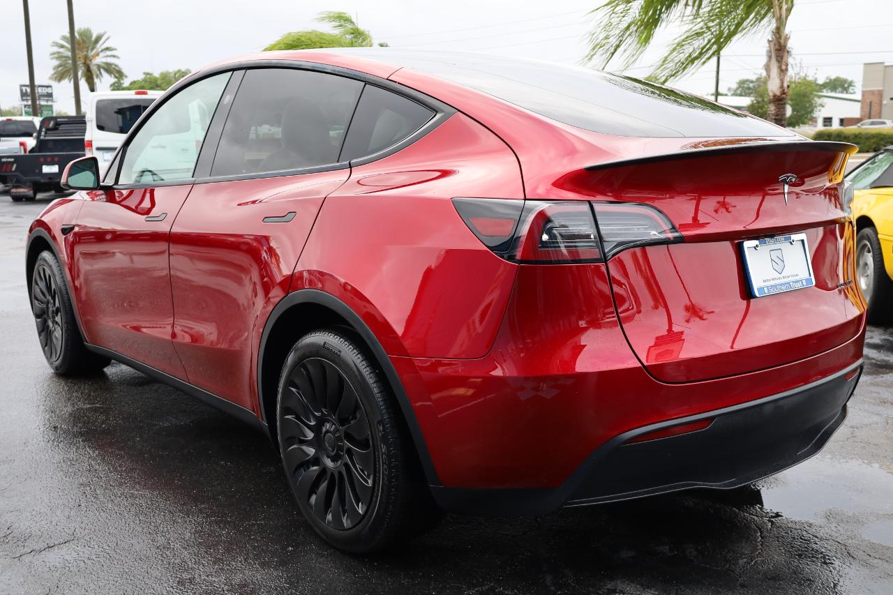 Tesla Model Y Long Range AWD 2024