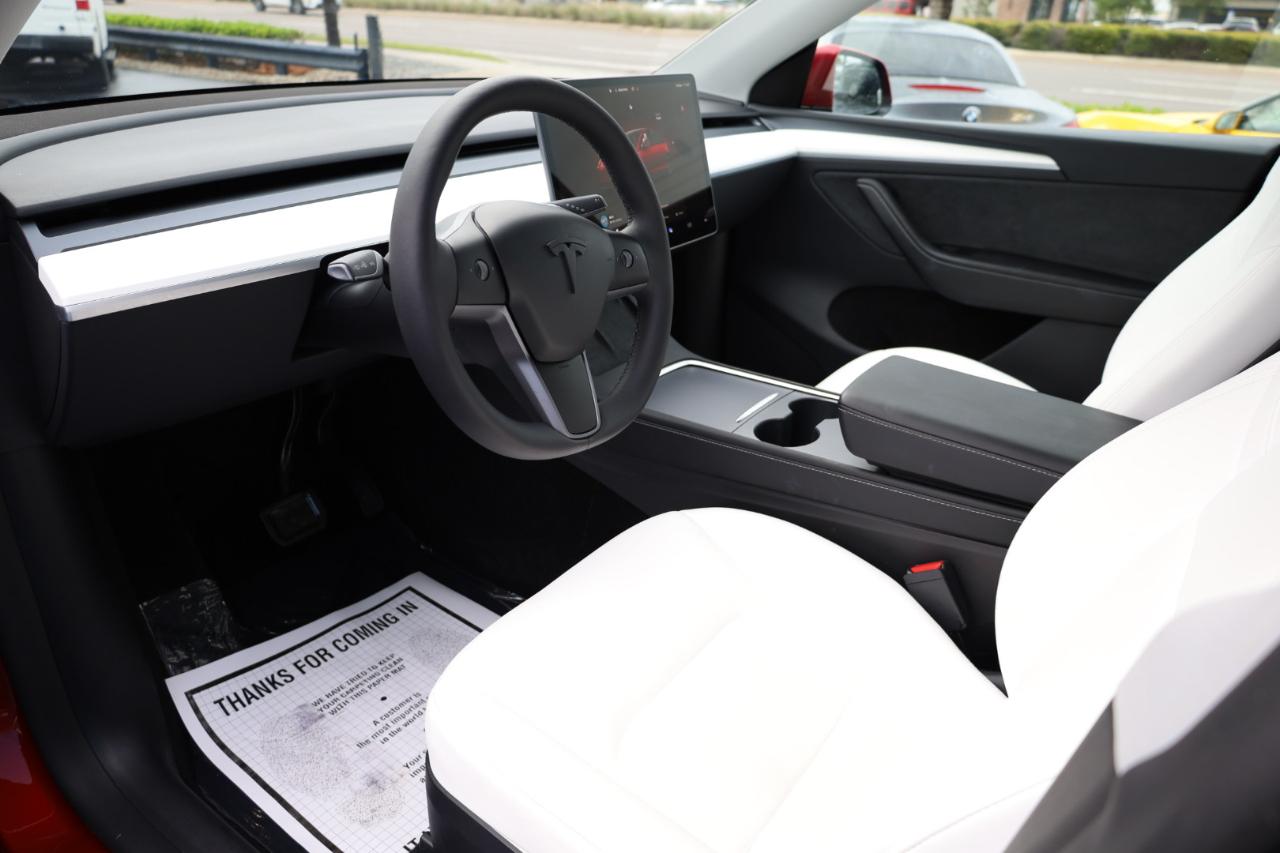 Tesla Model Y Long Range AWD 2024