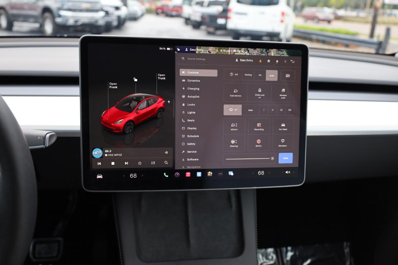 Tesla Model Y Long Range AWD 2024