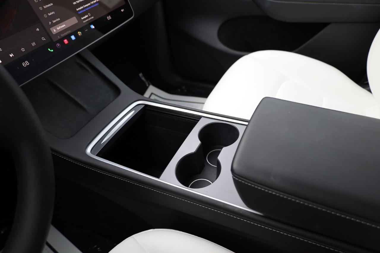 Tesla Model Y Long Range AWD 2024