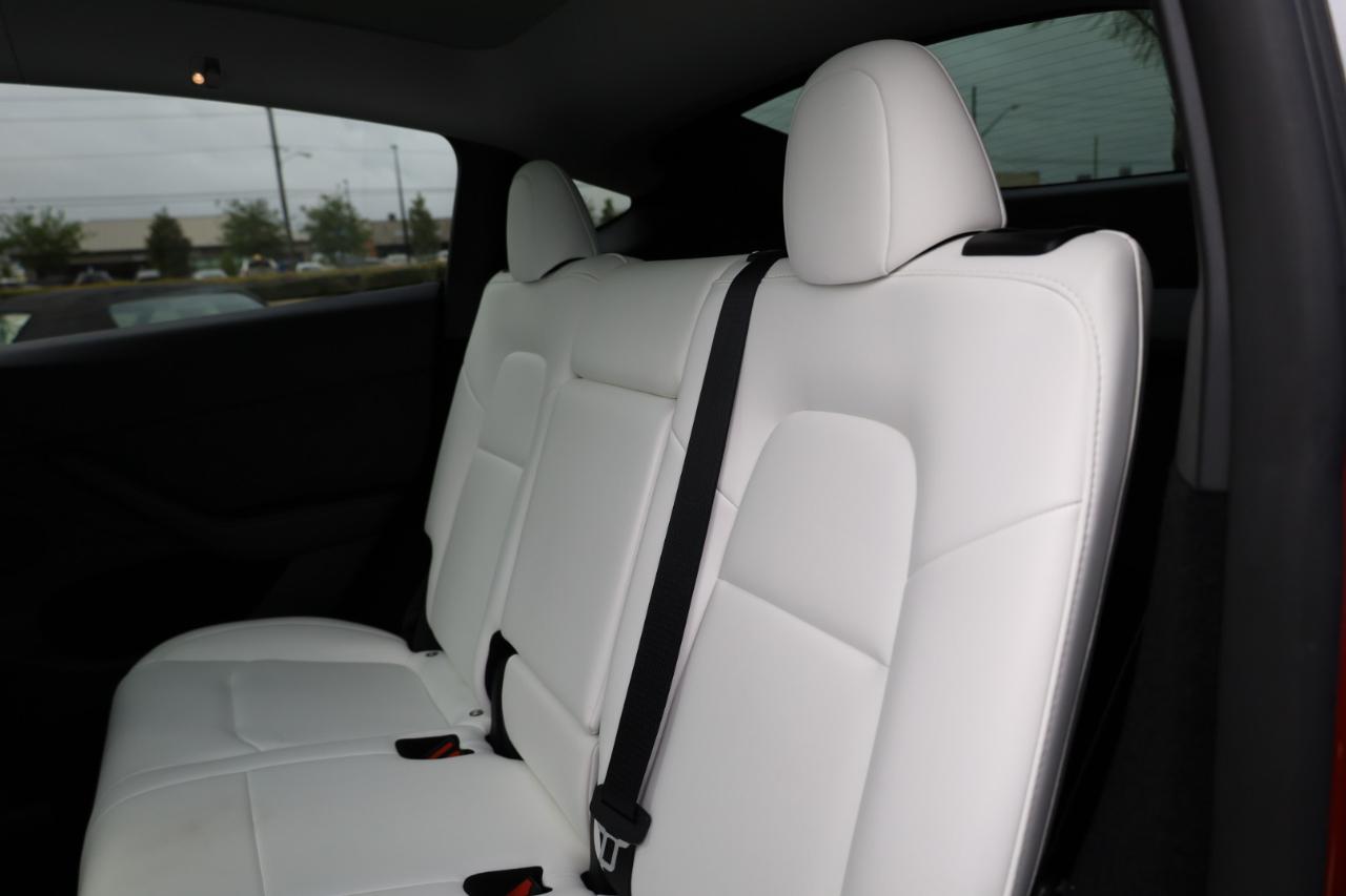 Tesla Model Y Long Range AWD 2024