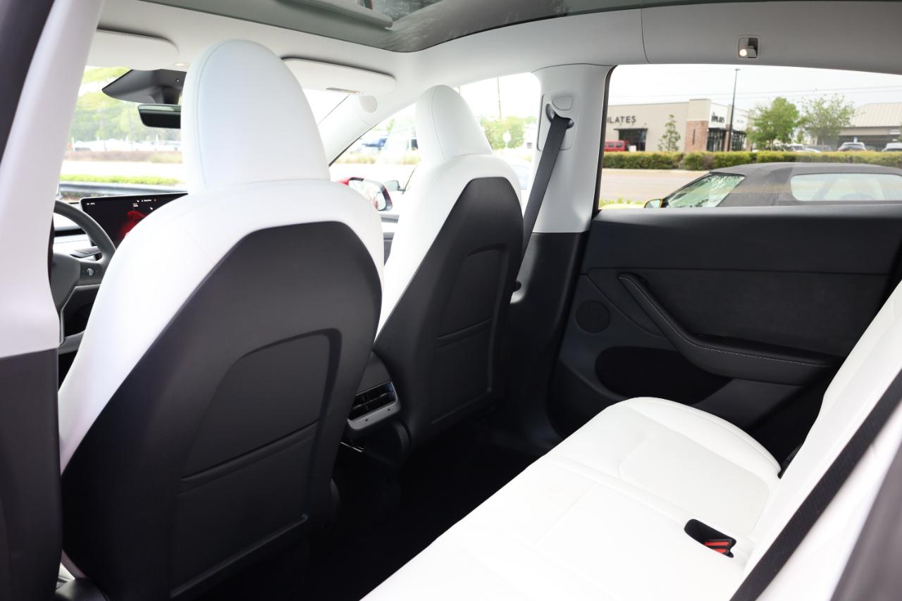 Tesla Model Y Long Range AWD 2024