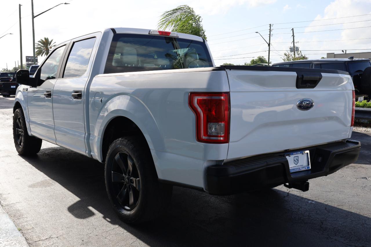 Ford F-150 XL 2WD SuperCrew 5.5' Box 2017