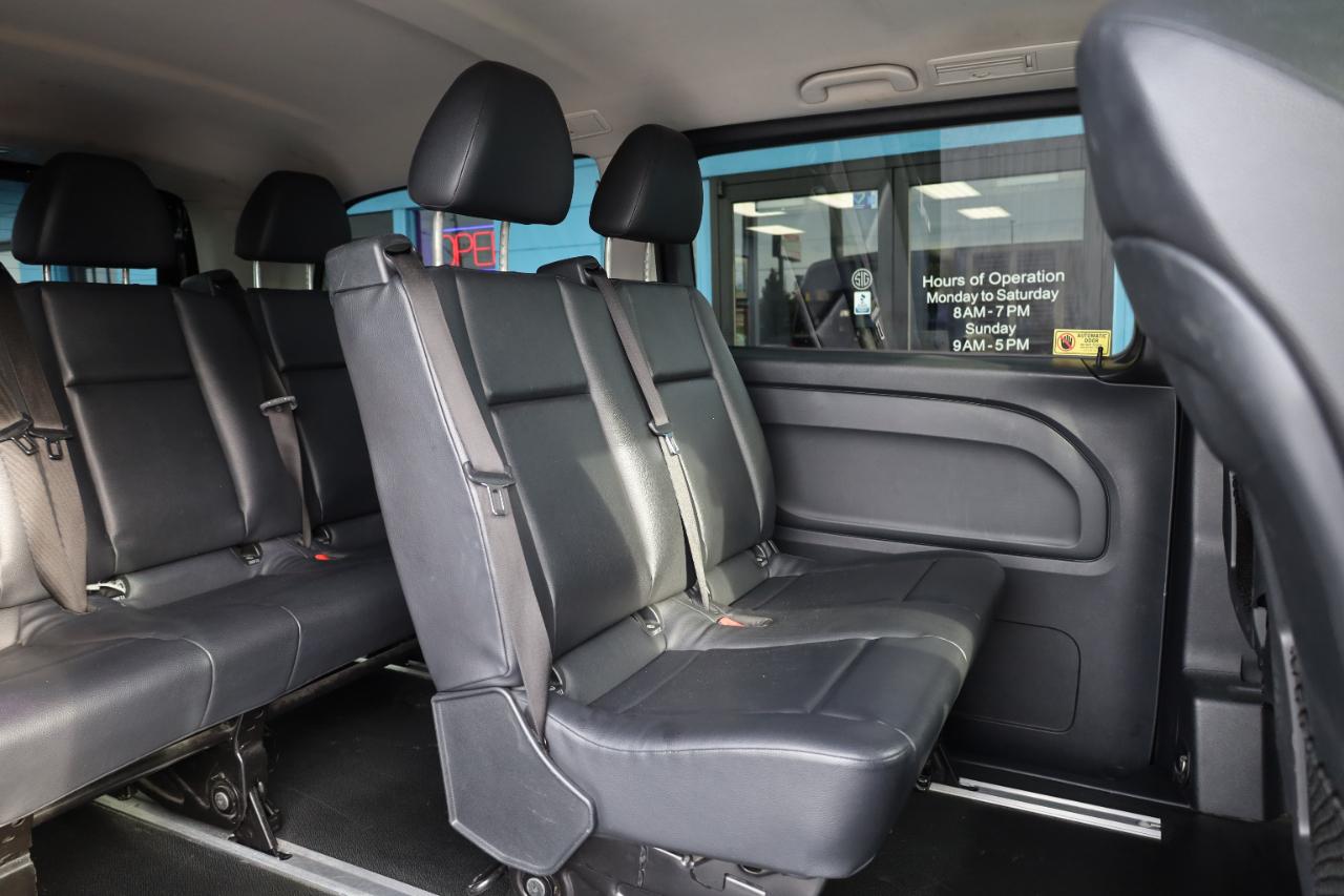 Mercedes-Benz Metris Passenger Van Standard Roof 126" Wheelbase 2019