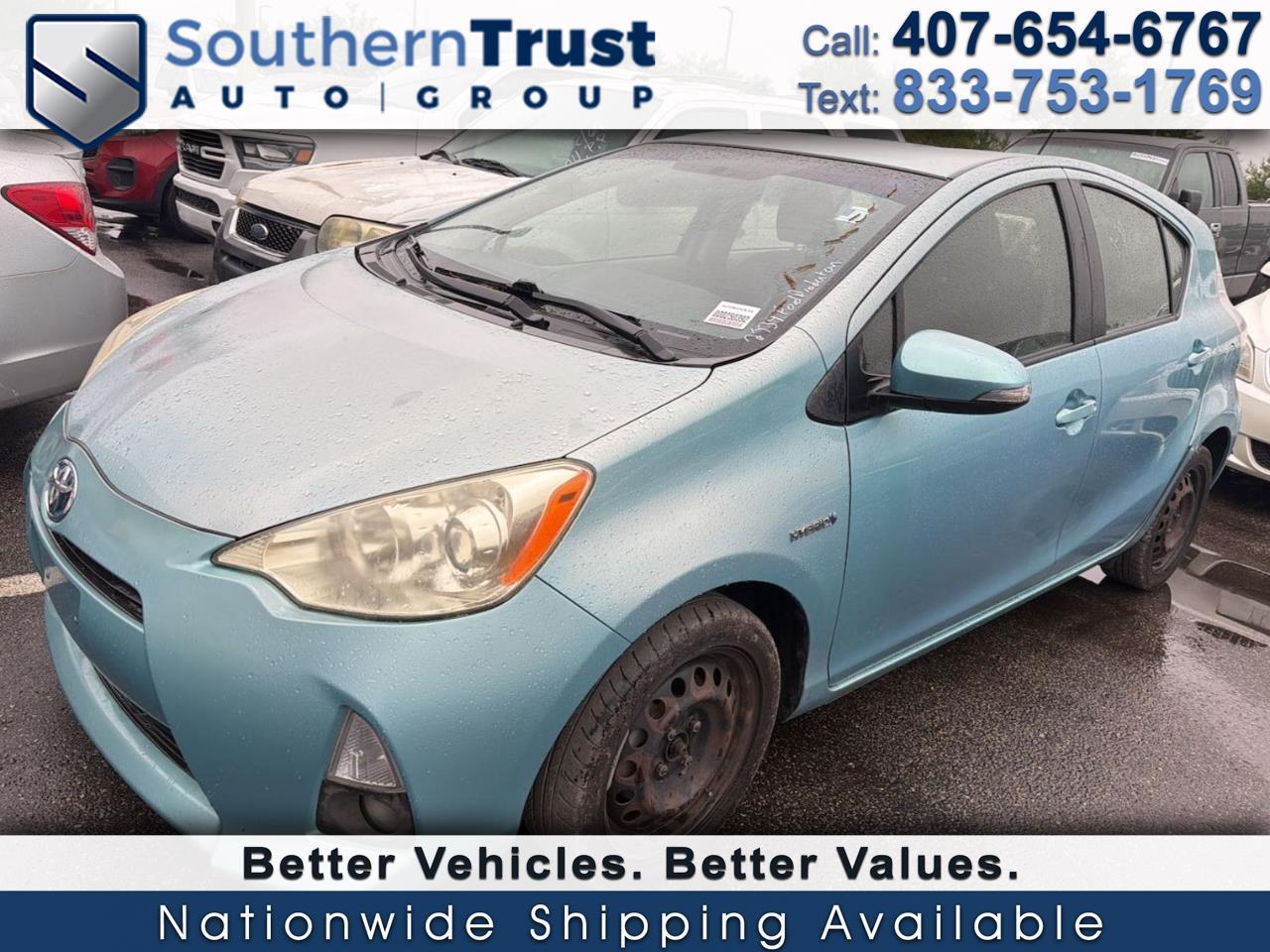 Toyota Prius c 5dr HB Two (Natl) 2013