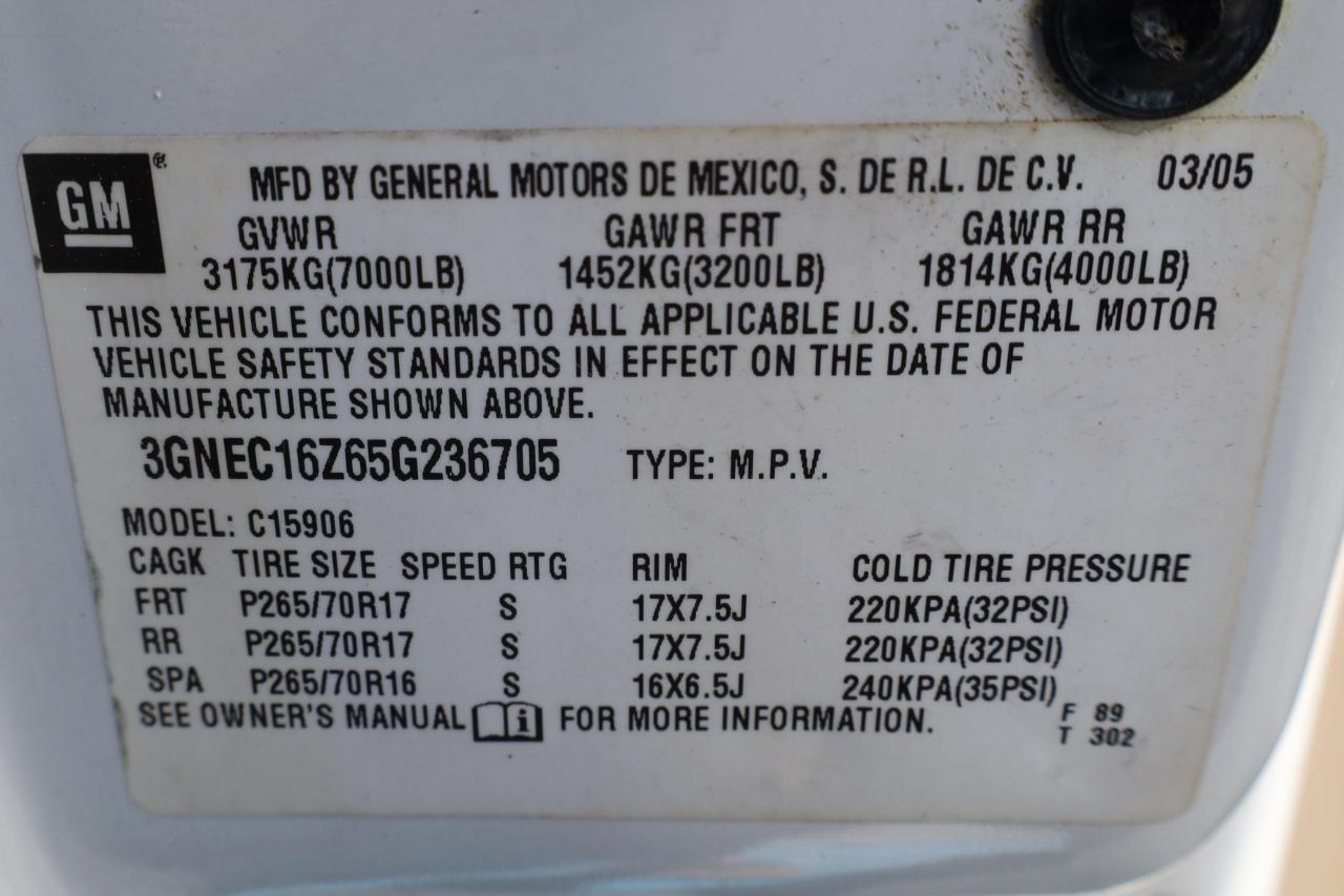 Chevrolet Suburban 4dr 1500 LT 2005