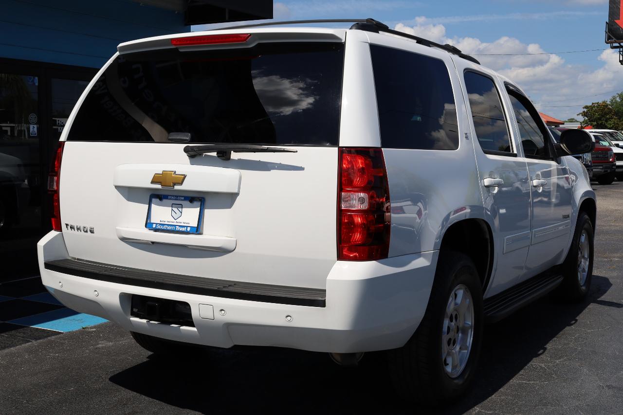 Chevrolet Tahoe 2WD 4dr 1500 LT 2013