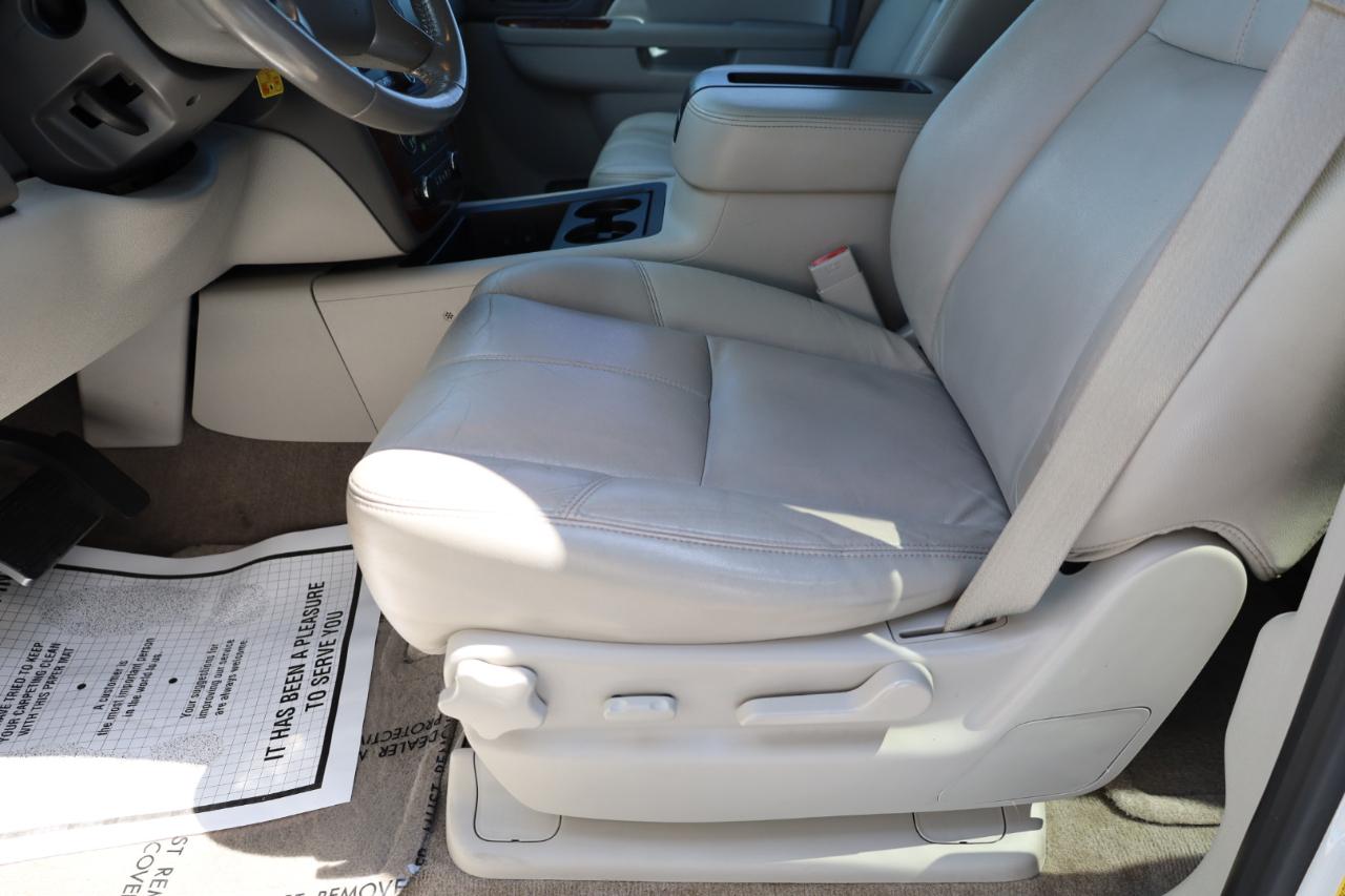 Chevrolet Tahoe 2WD 4dr 1500 LT 2013