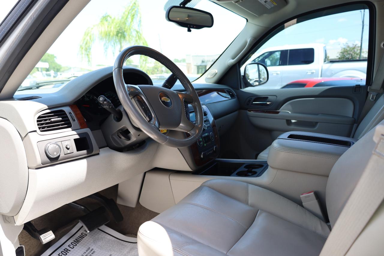 Chevrolet Tahoe 2WD 4dr 1500 LT 2013