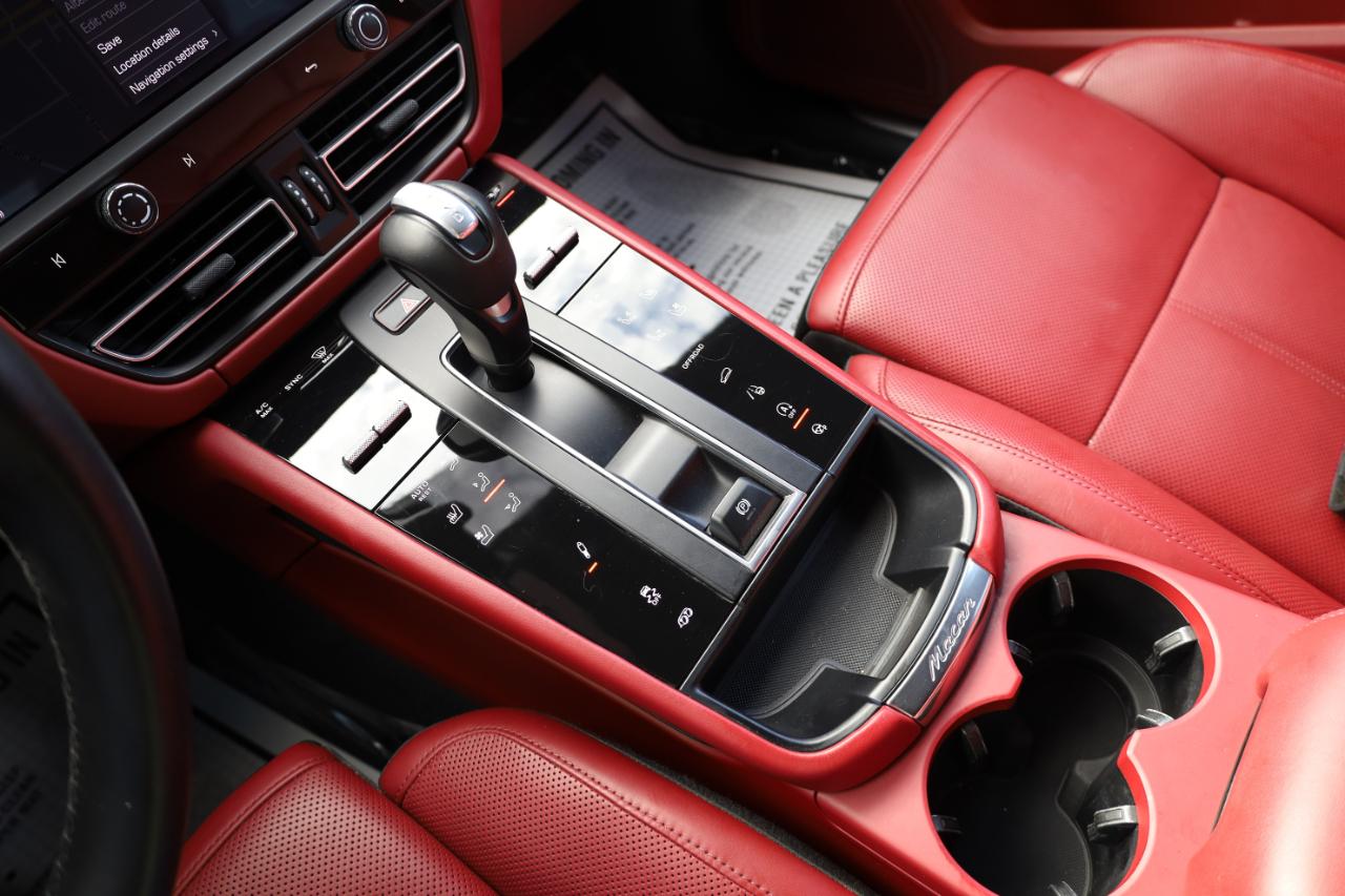 Porsche Macan S AWD 2024