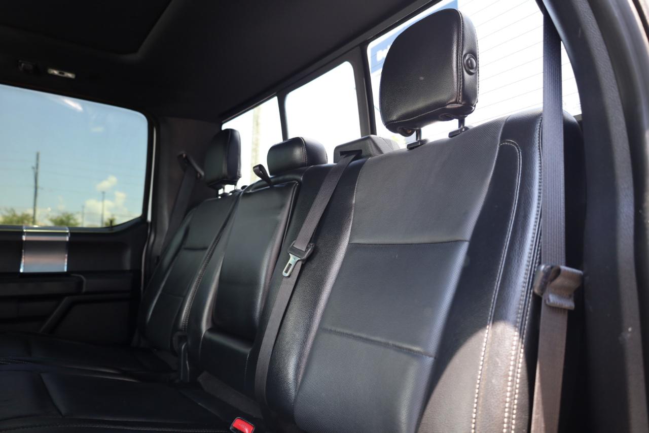 Ford F-150 4WD SuperCrew 145" Lariat 2015