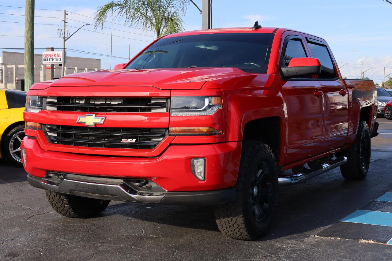 Chevrolet Silverado 1500 4WD Crew Cab 143.5" LT w/2LT 2016