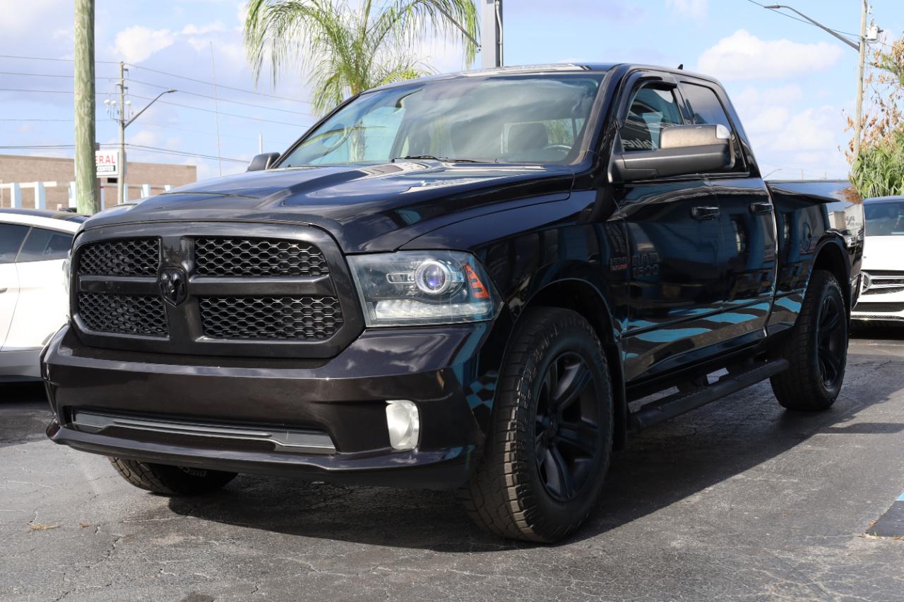 RAM 1500 Night 4x4 Quad Cab 6'4" Box *Ltd Avail* 2018