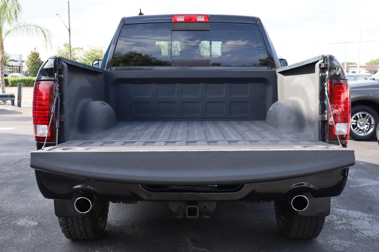 RAM 1500 Night 4x4 Quad Cab 6'4" Box *Ltd Avail* 2018