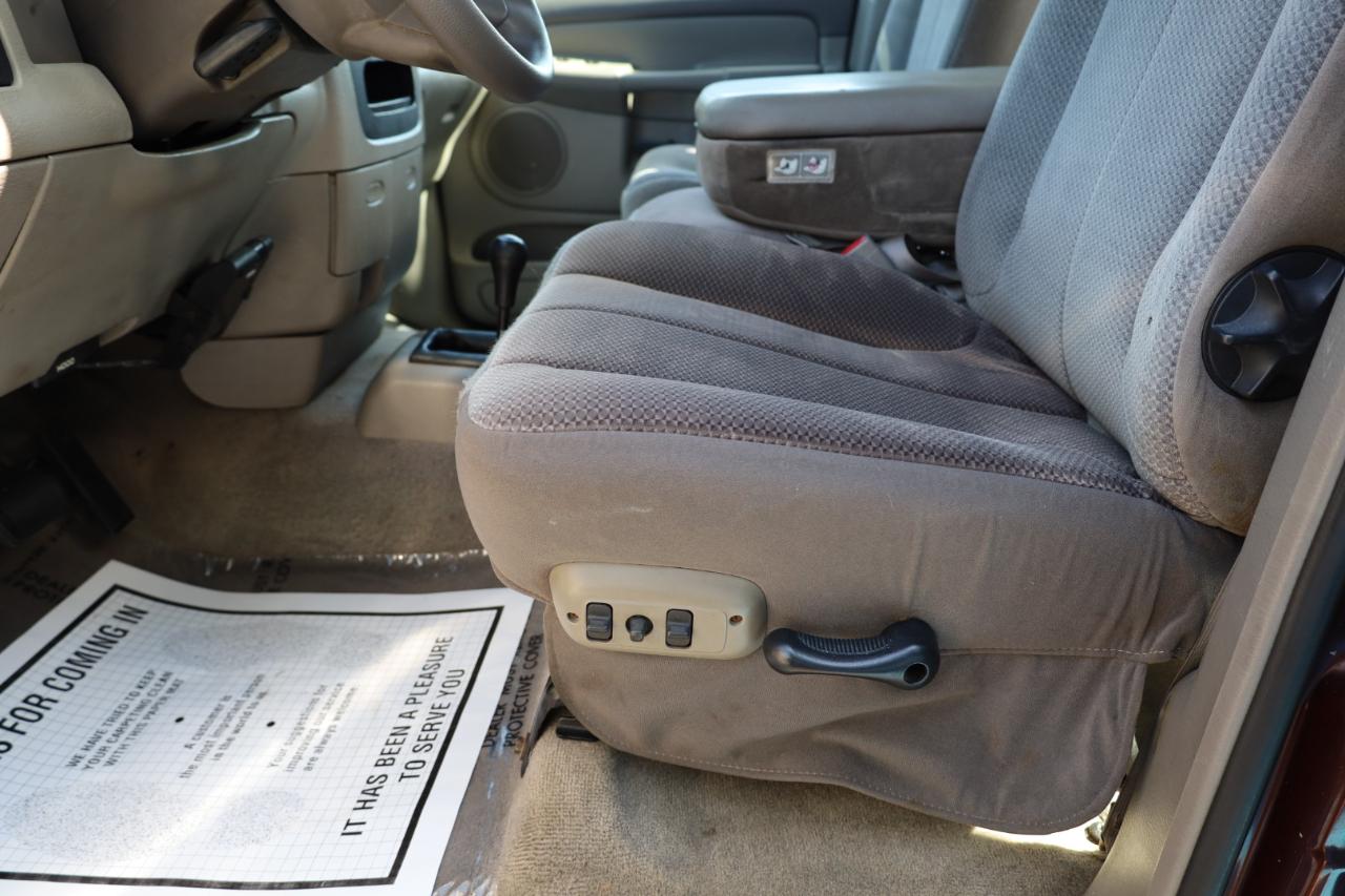 Dodge Ram 2500 4dr Quad Cab 140.5" WB 4WD SLT 2004
