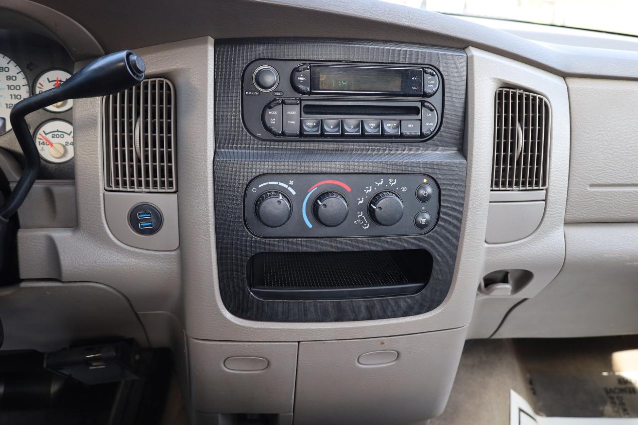 Dodge Ram 2500 4dr Quad Cab 140.5" WB 4WD SLT 2004