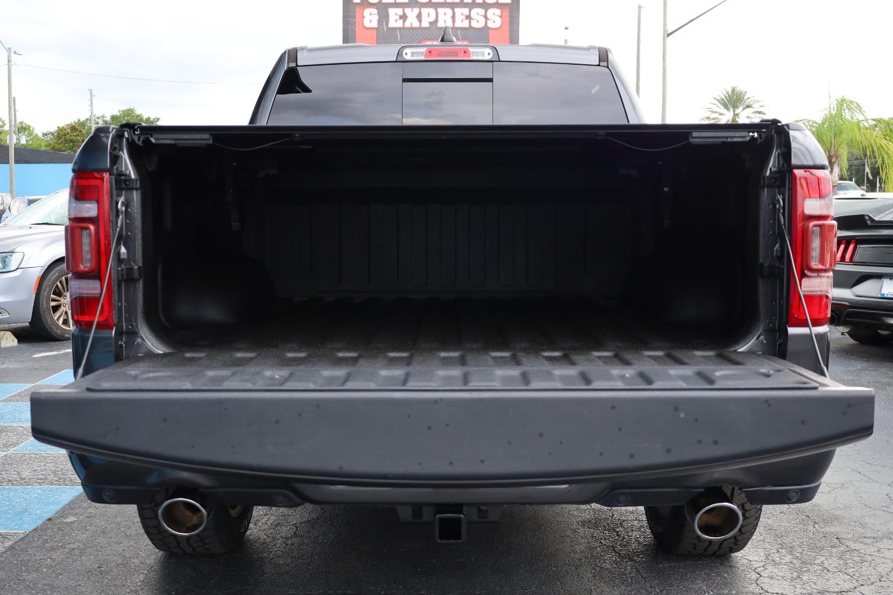 RAM 1500 Limited 4x4 Crew Cab 5'7" Box 2022