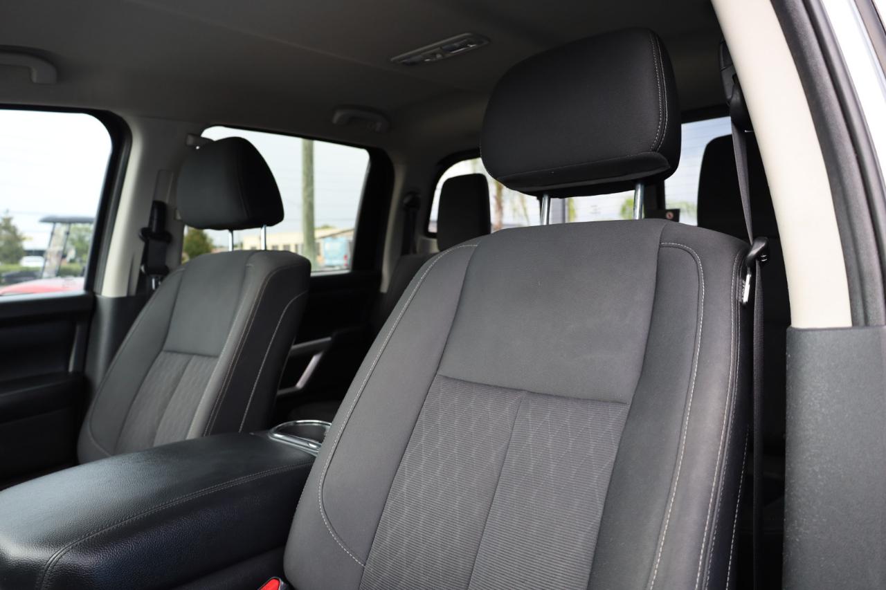 Nissan Titan 4x2 Crew Cab SV 2018