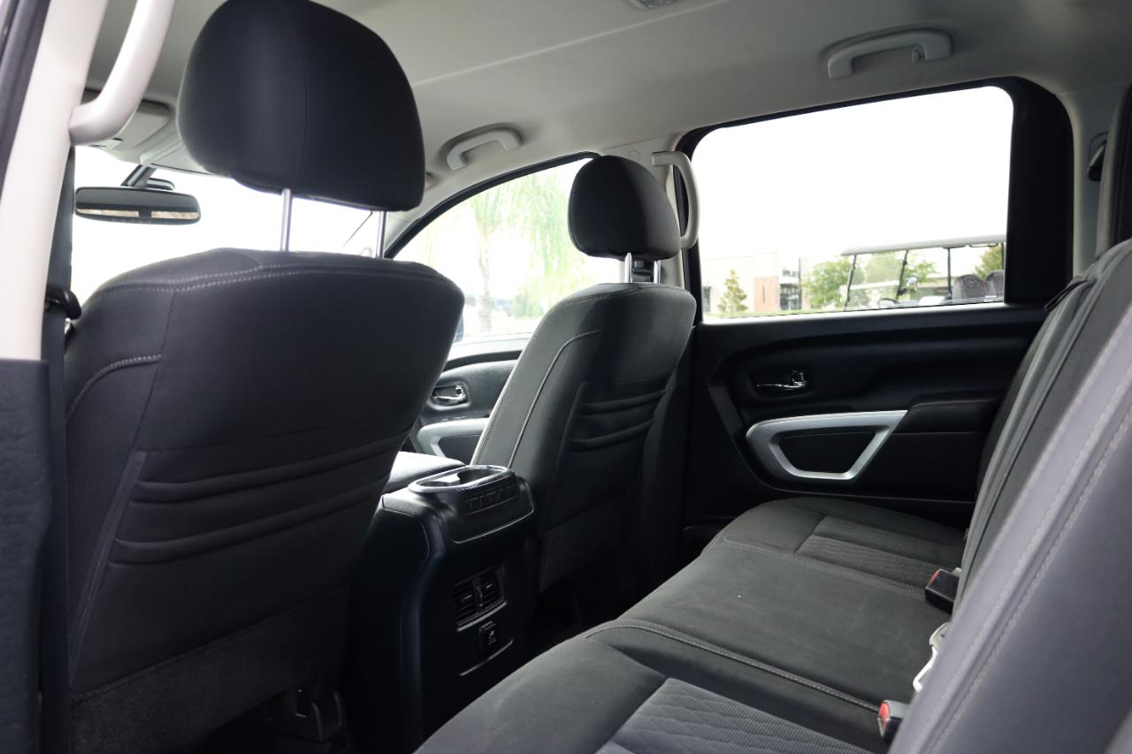 Nissan Titan 4x2 Crew Cab SV 2018