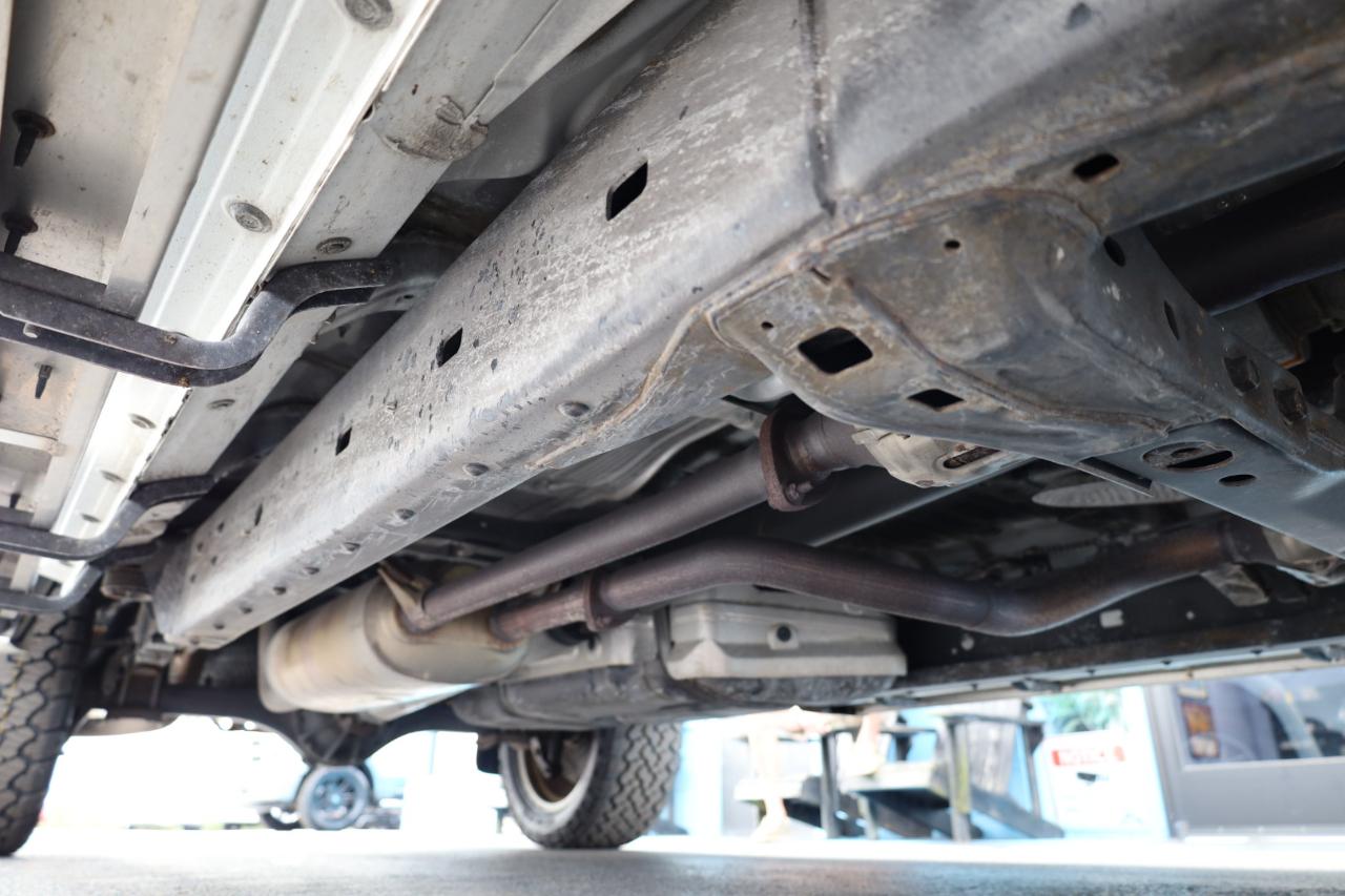 Toyota Tundra 2WD Truck Dbl 5.7L V8 6-Spd AT (Natl) 2010