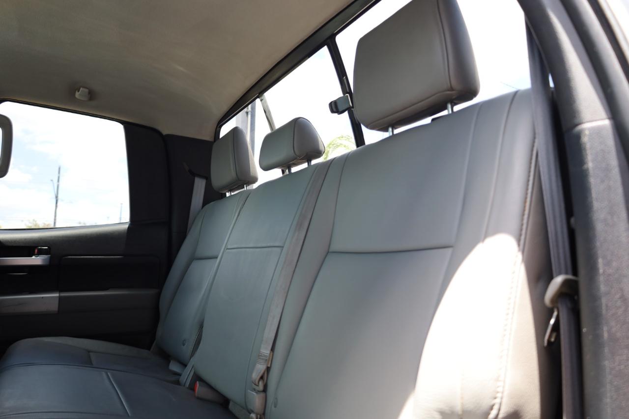 Toyota Tundra 4WD Truck Dbl 5.7L V8 6-Spd AT LTD (Natl) 2008