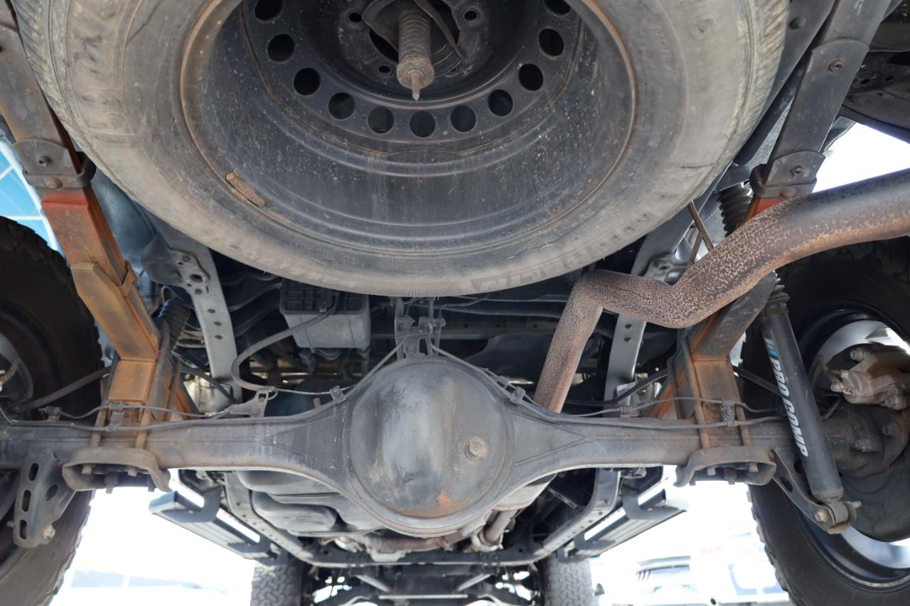 Toyota Tundra 4WD Truck Dbl 5.7L V8 6-Spd AT LTD (Natl) 2008