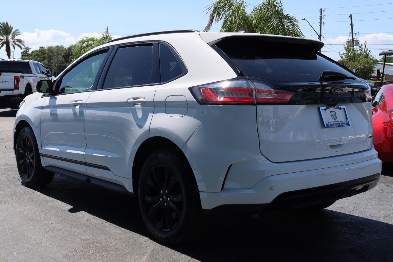 Ford Edge SE AWD 2022