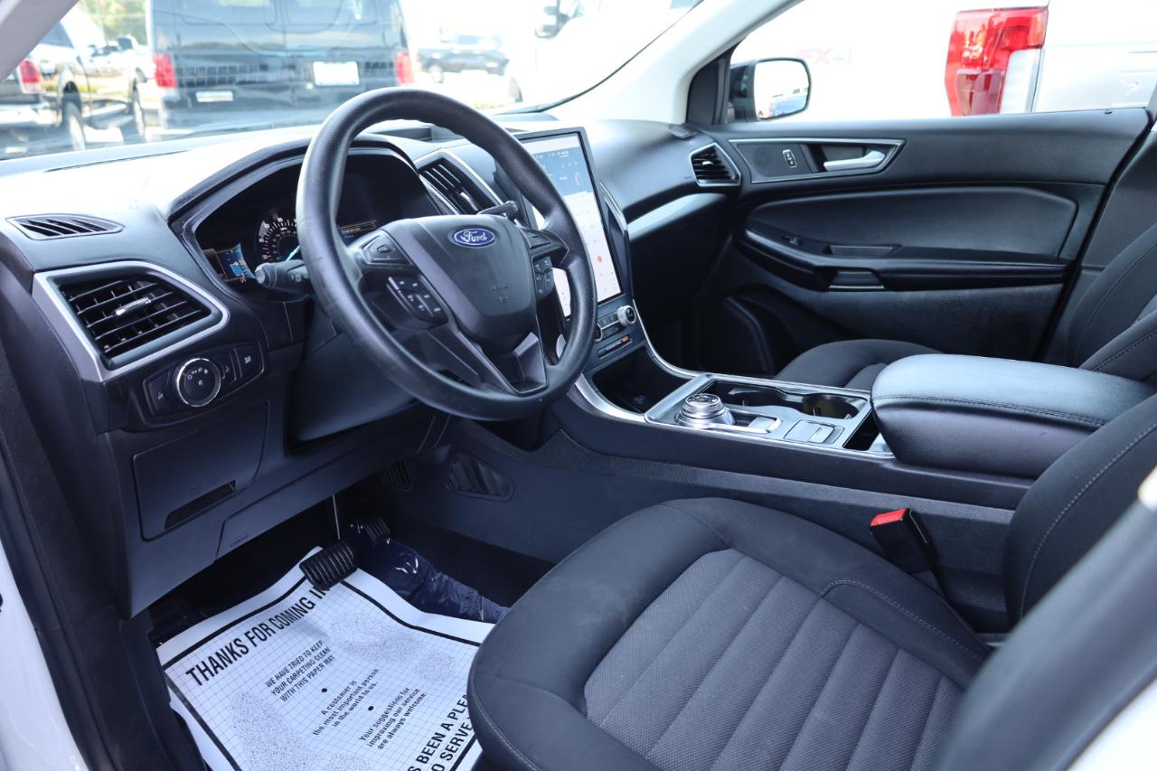 Ford Edge SE AWD 2022