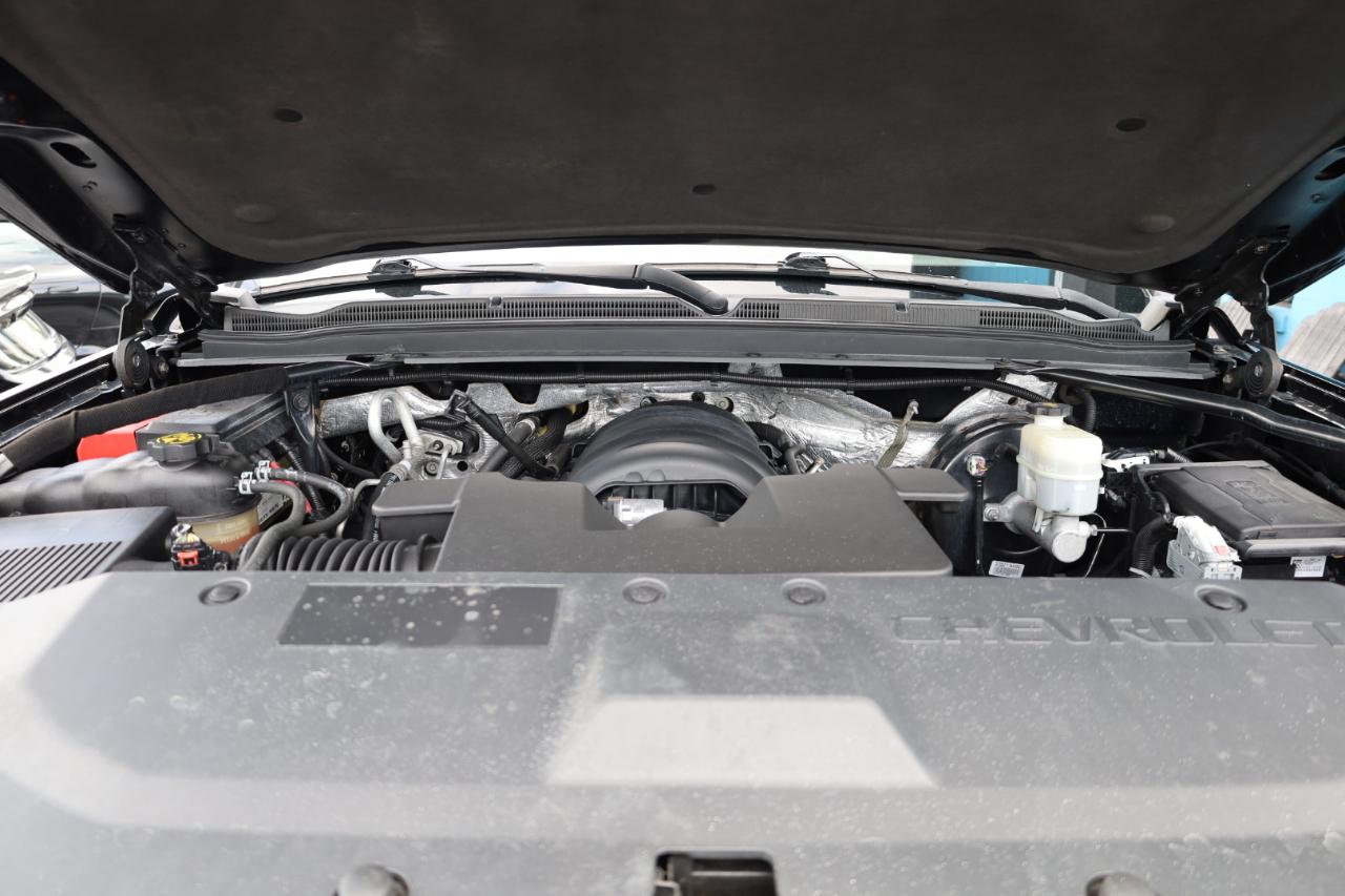 Chevrolet Suburban 2WD 4dr 1500 LT 2016